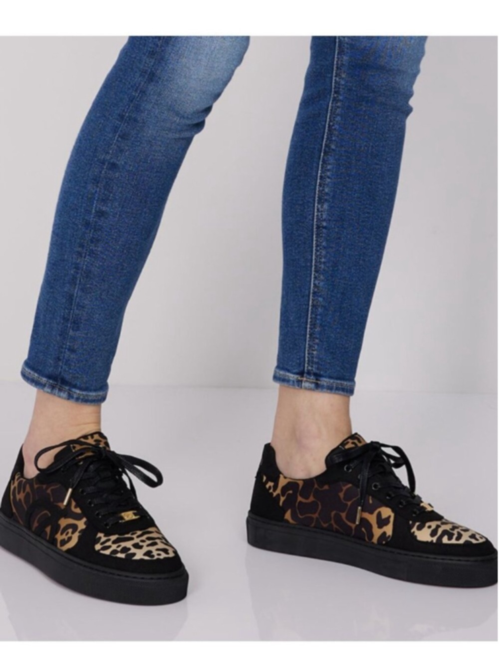 New LOCI Seven Leopard Low-Top Court Sneakers Size 39